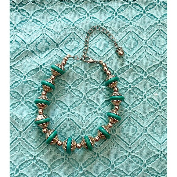 3 Handmade Beaded Bracelets Turquoise Daisy & Silver Tone Adjustable - Picture 4 of 7